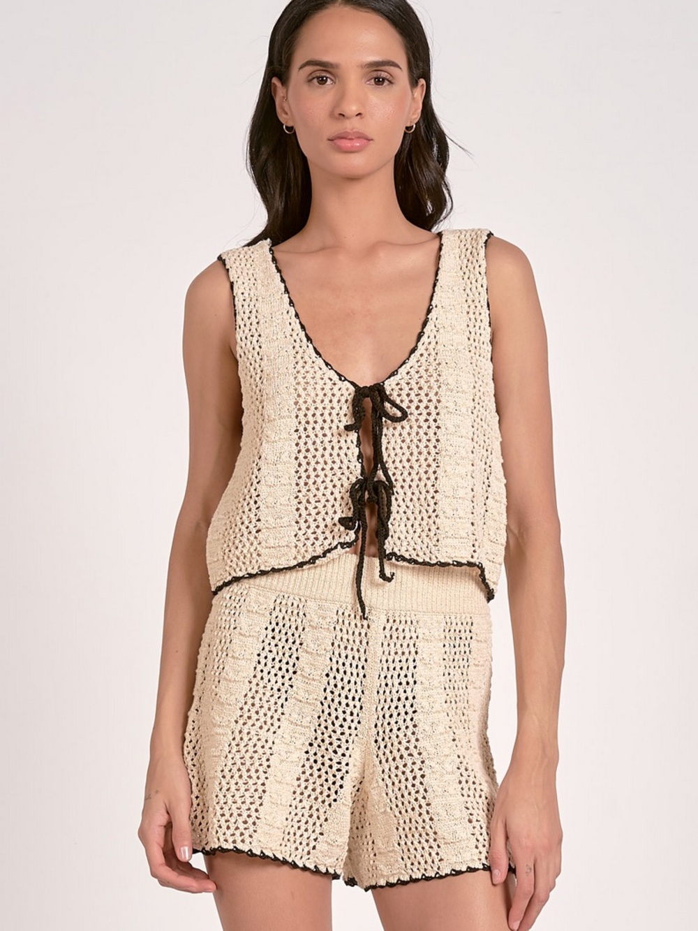 NWT Elan Cream Crochet Tie-Front Tank with Black Trim